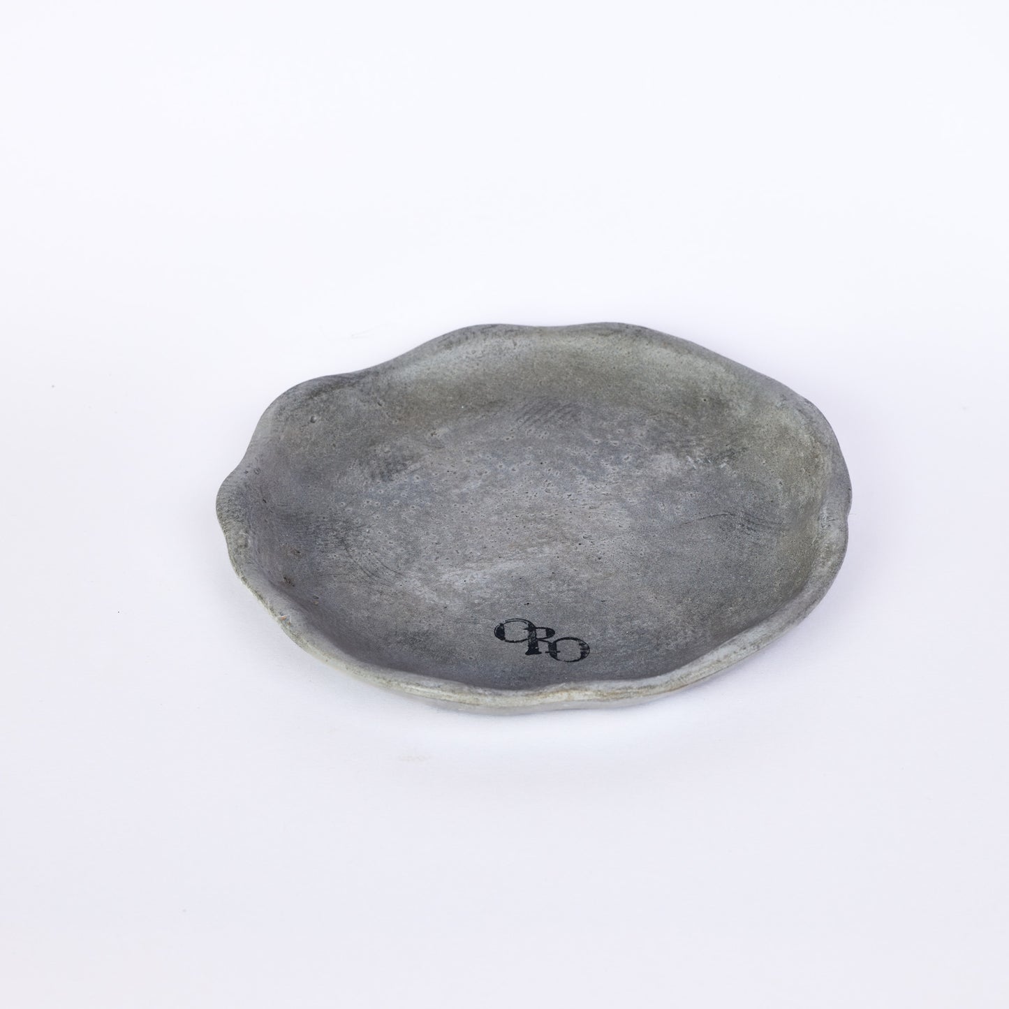 Round wavy stone plate