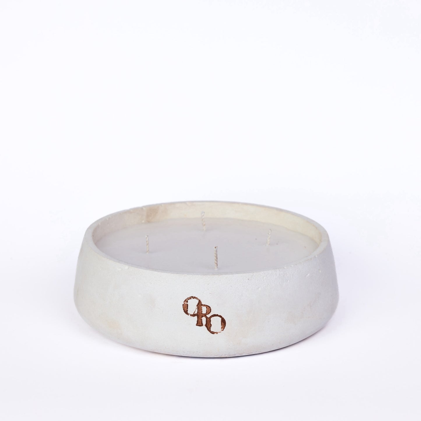 Medium plate stone candle