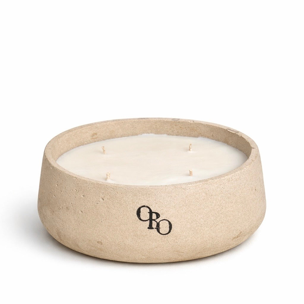 Medium plate stone candle
