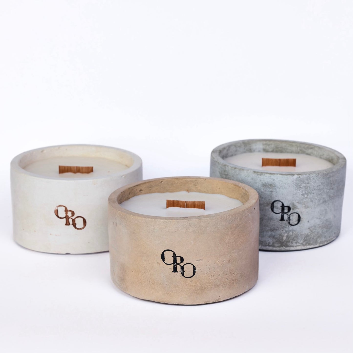 Medium stone round candle