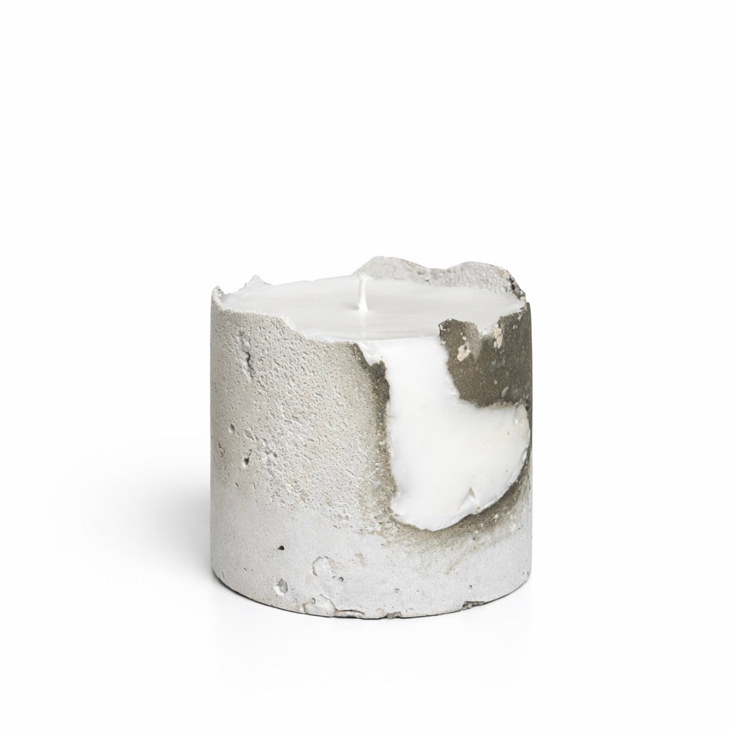 ORO Small round candle.