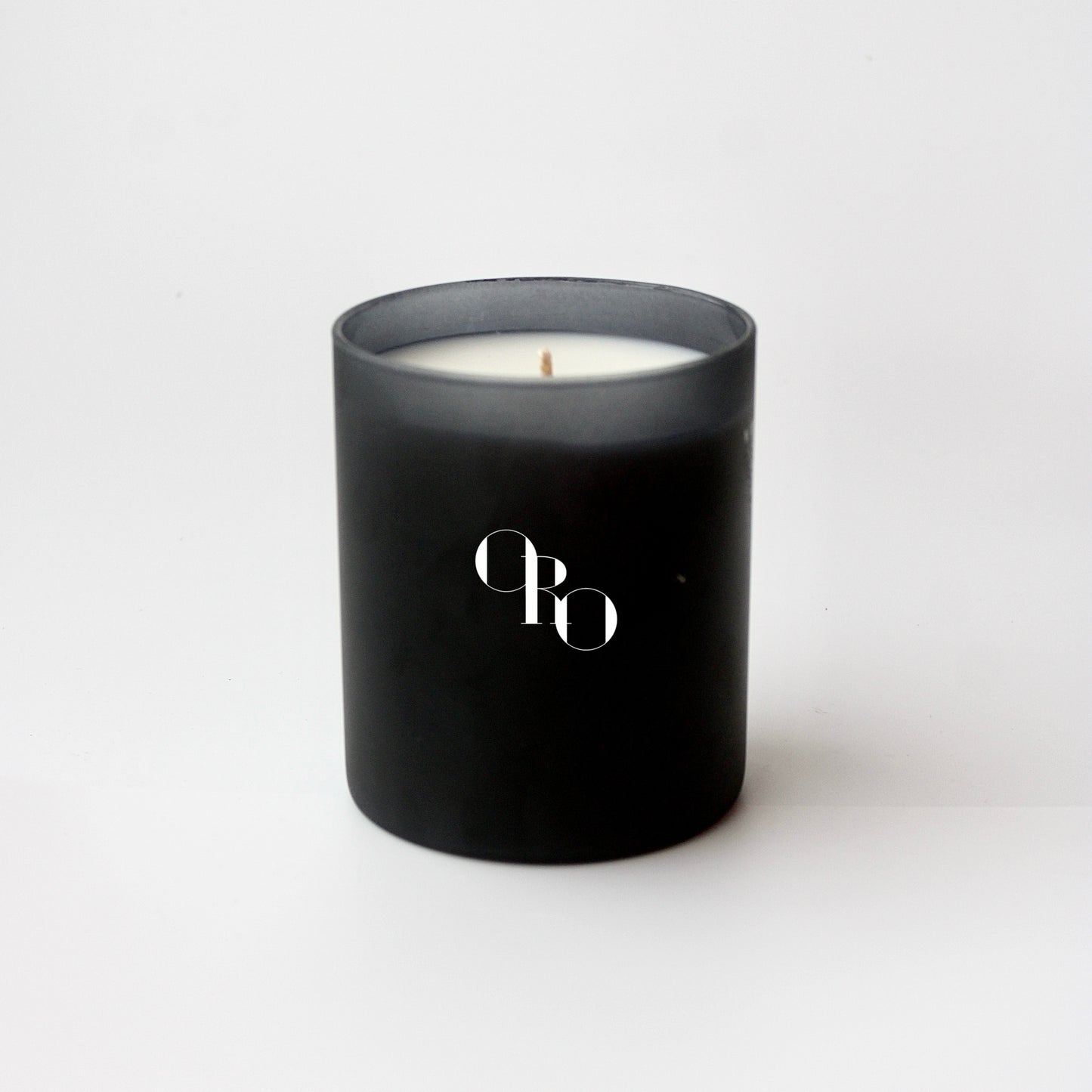 Basic glass candle