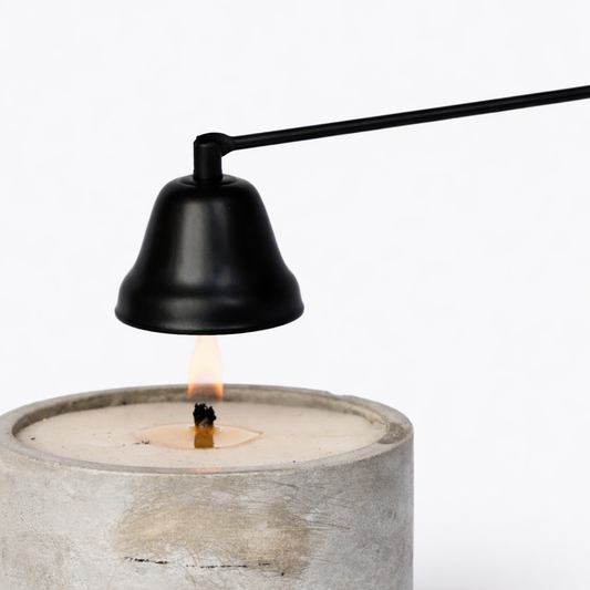 פמוט מכבה נרות