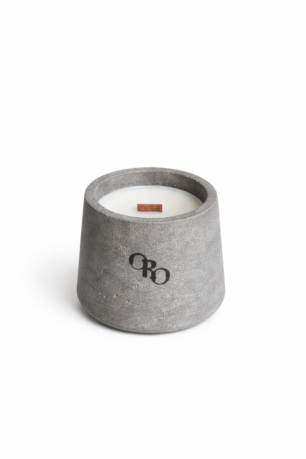 Curved round stone candle