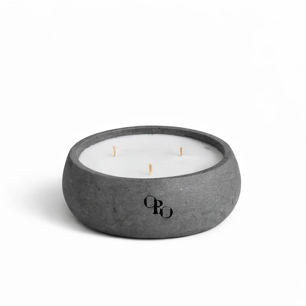 Small plate stone candle