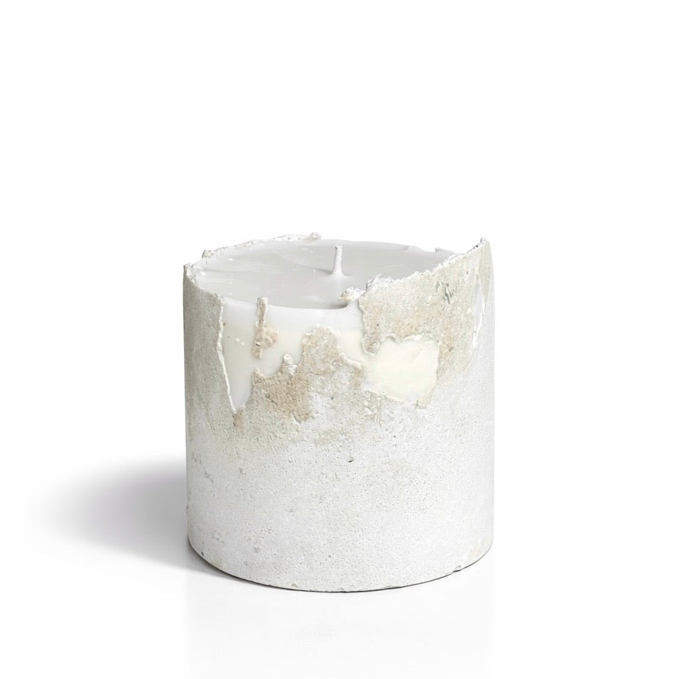 ORO Small round candle.