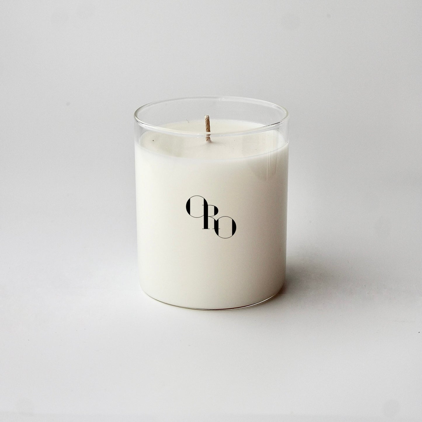 Basic glass candle